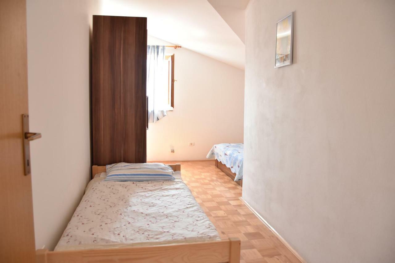 Apartman Branka- Sea View Peroj Ngoại thất bức ảnh